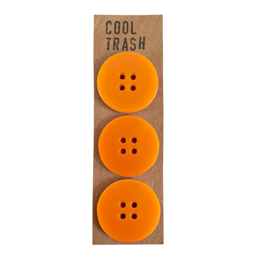 Syringe Recycled Plastic Big Buttons Set
