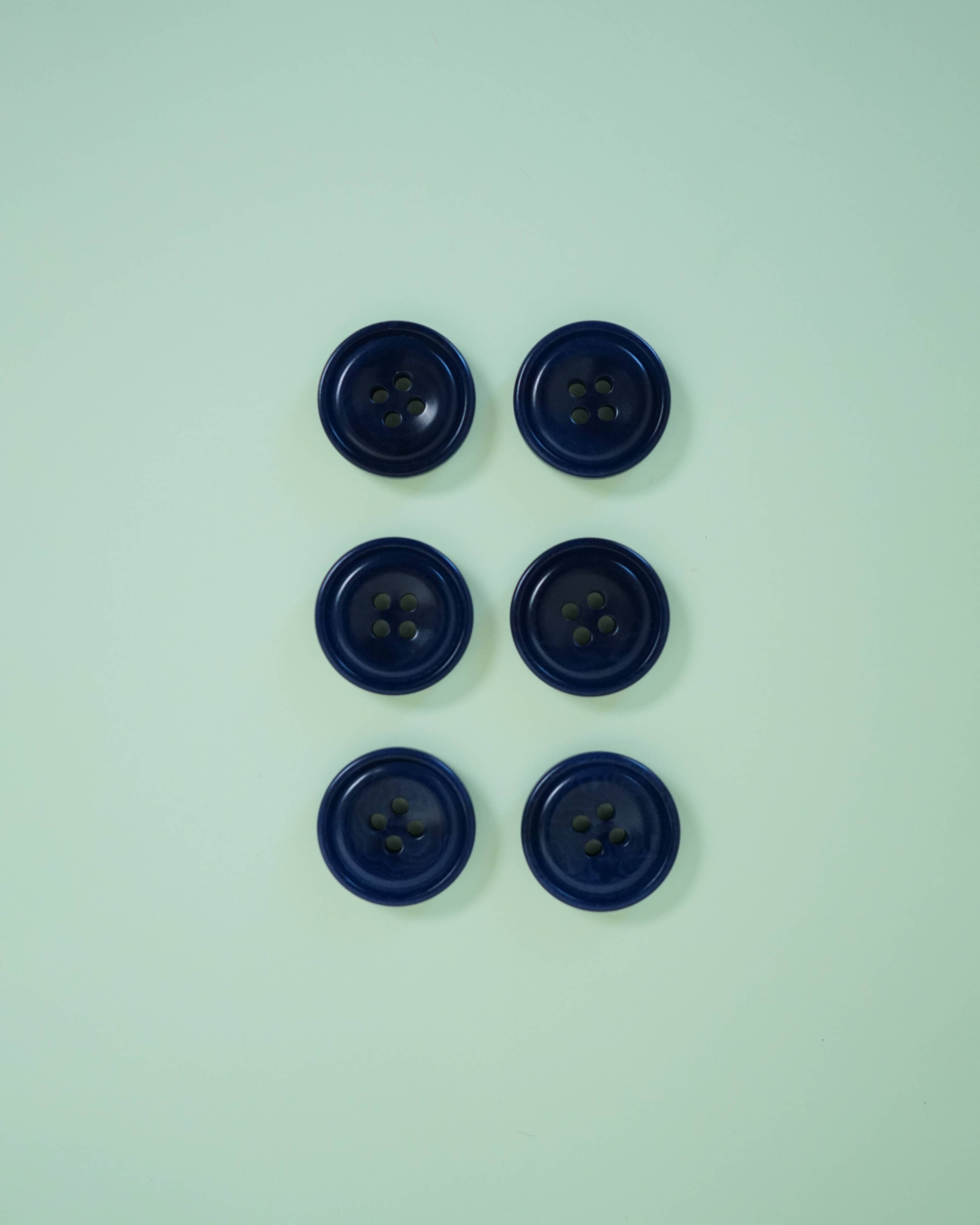 Midnight 3/4" Corozo Nut Buttons: Set of 6