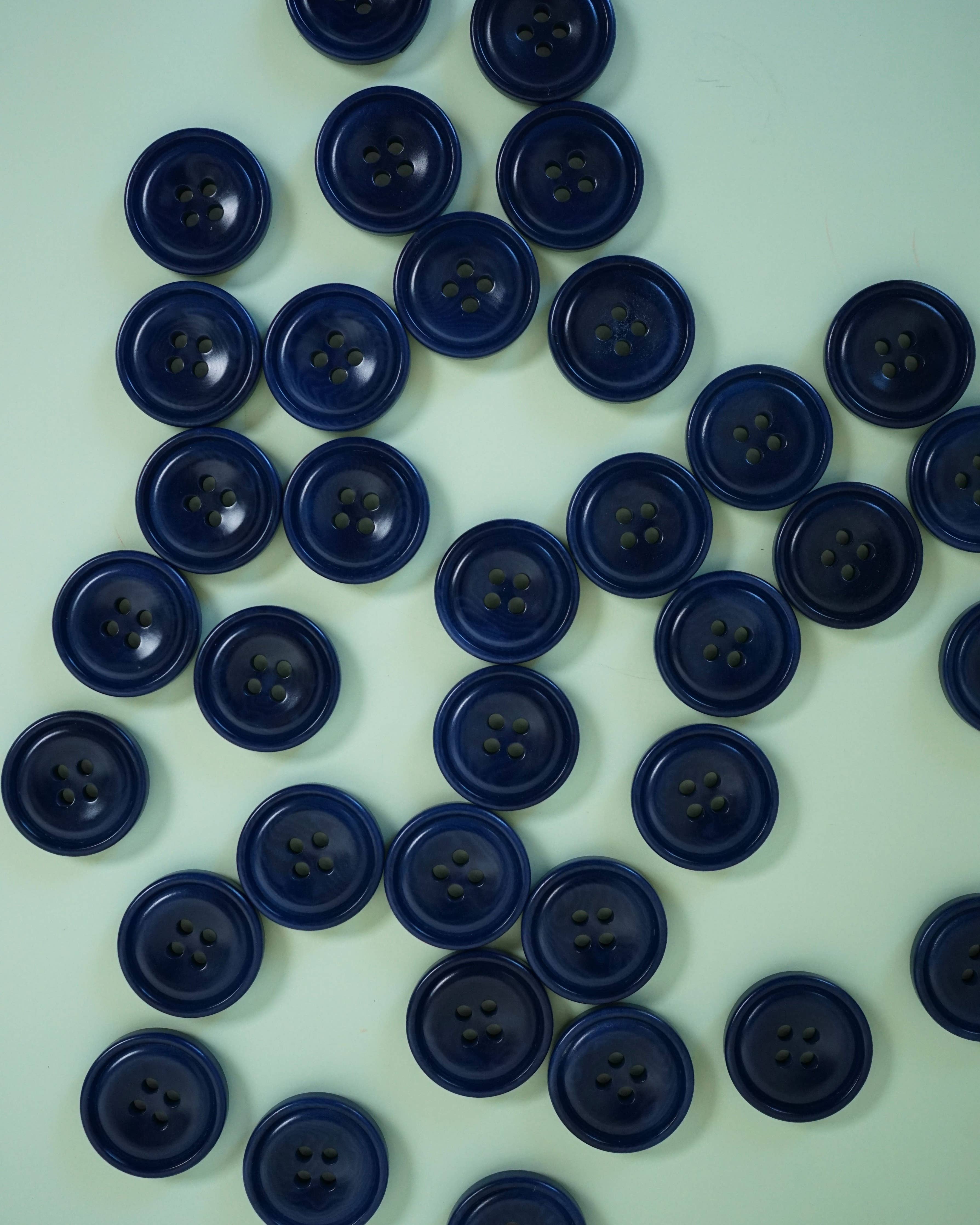 Midnight 3/4" Corozo Nut Buttons: Set of 6