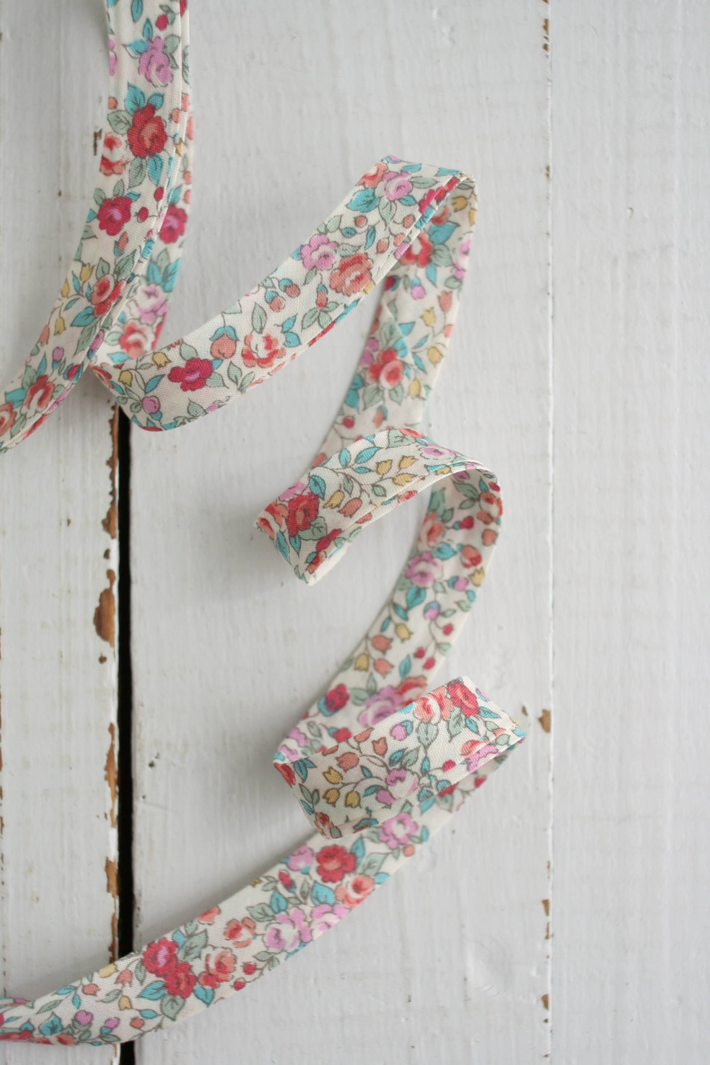 1/2" Double Fold Bias Binding -  Bouquet Blossom 100% Cotton