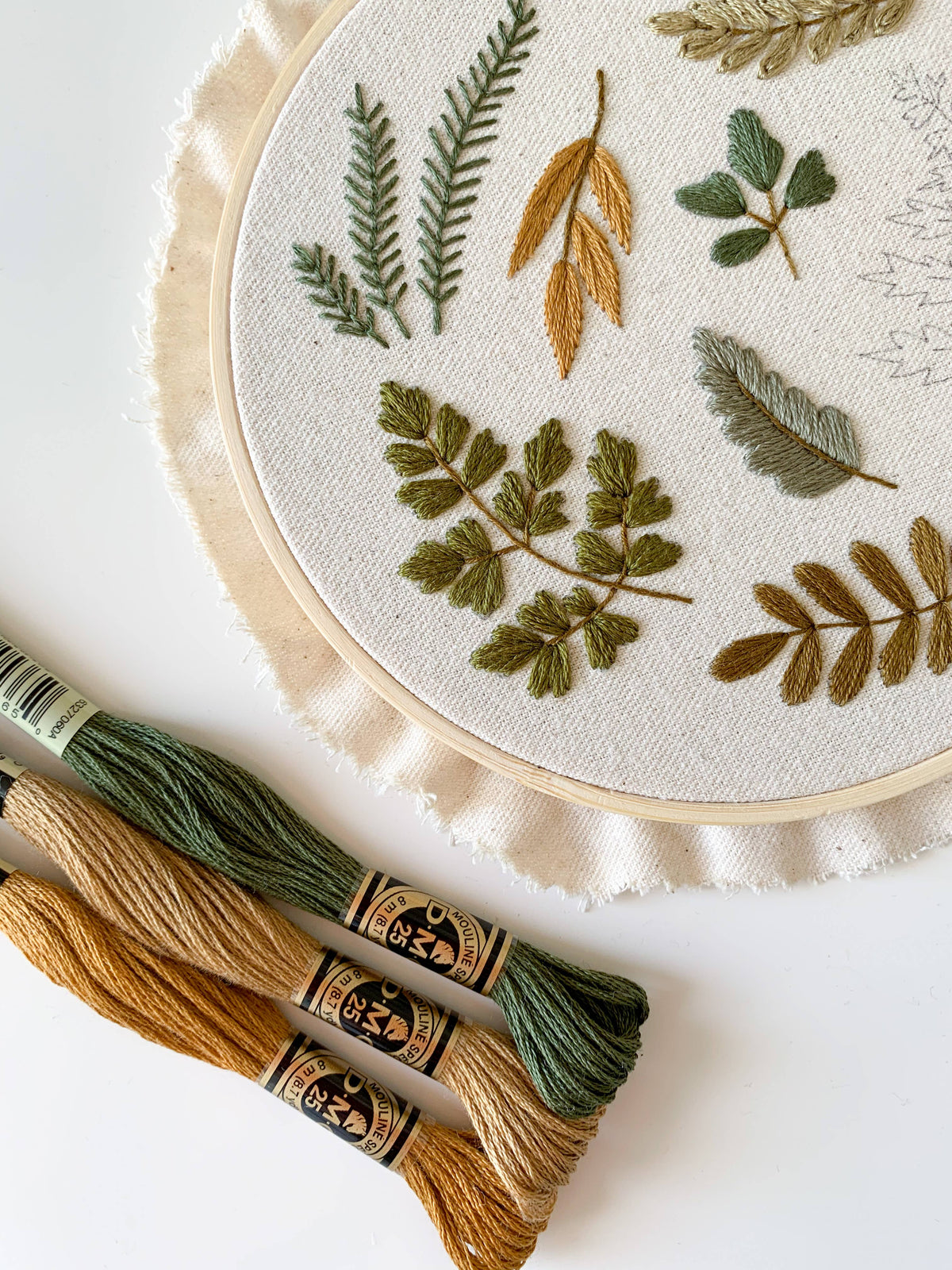 Matryoshka Doll Shop - Botanical Leaves Embroidery DIY Kit, Beginner Craft Kit