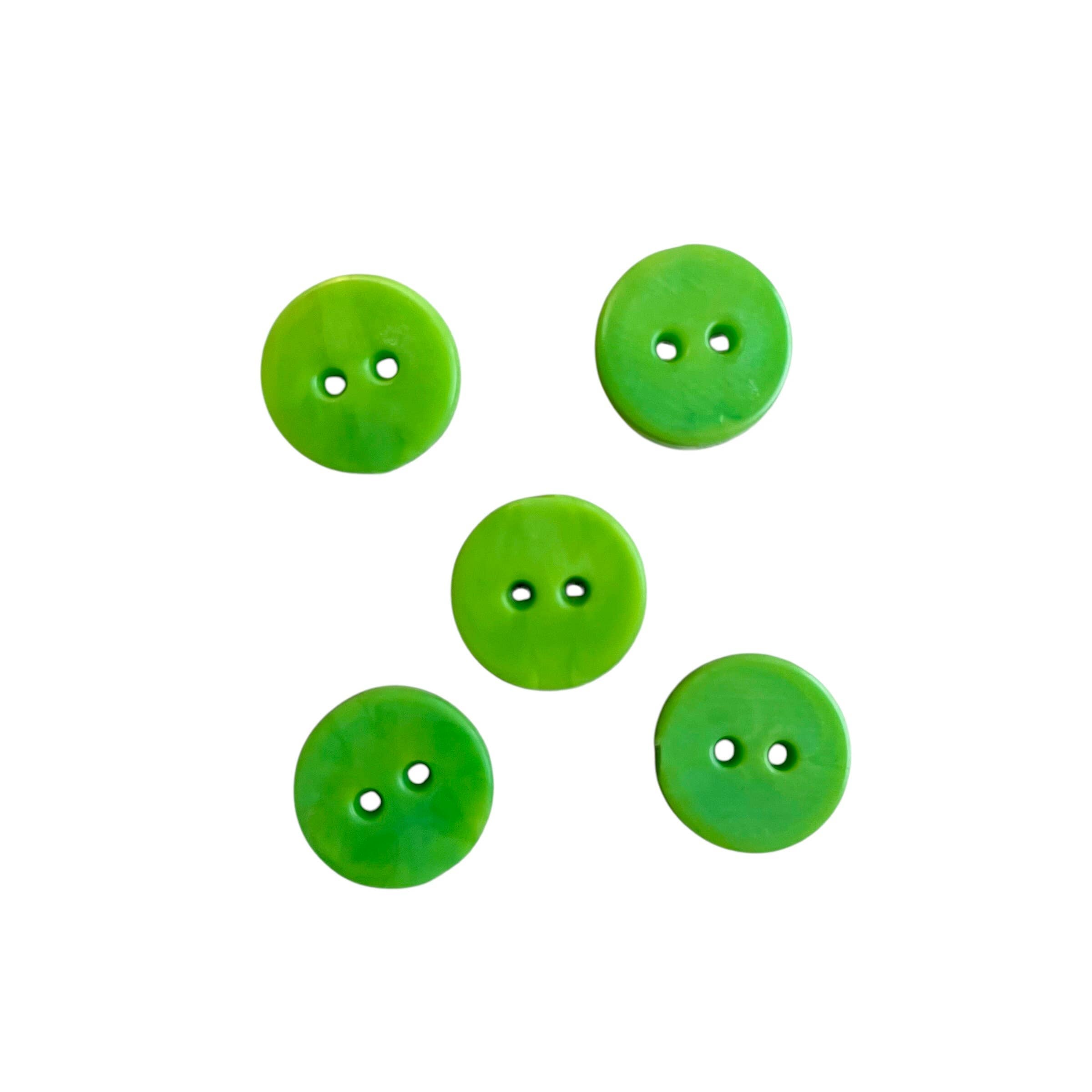Kelly Green Recycled Plastic Buttons