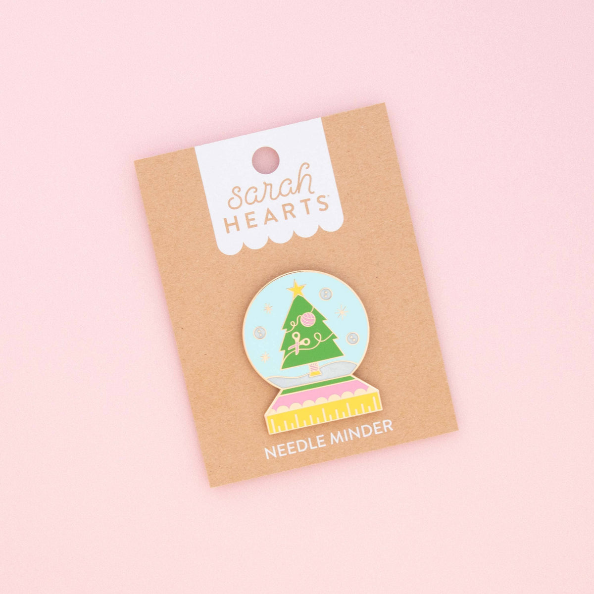 Sarah Hearts - Crafty Winter Snow Globe Magnetic Needle Minder