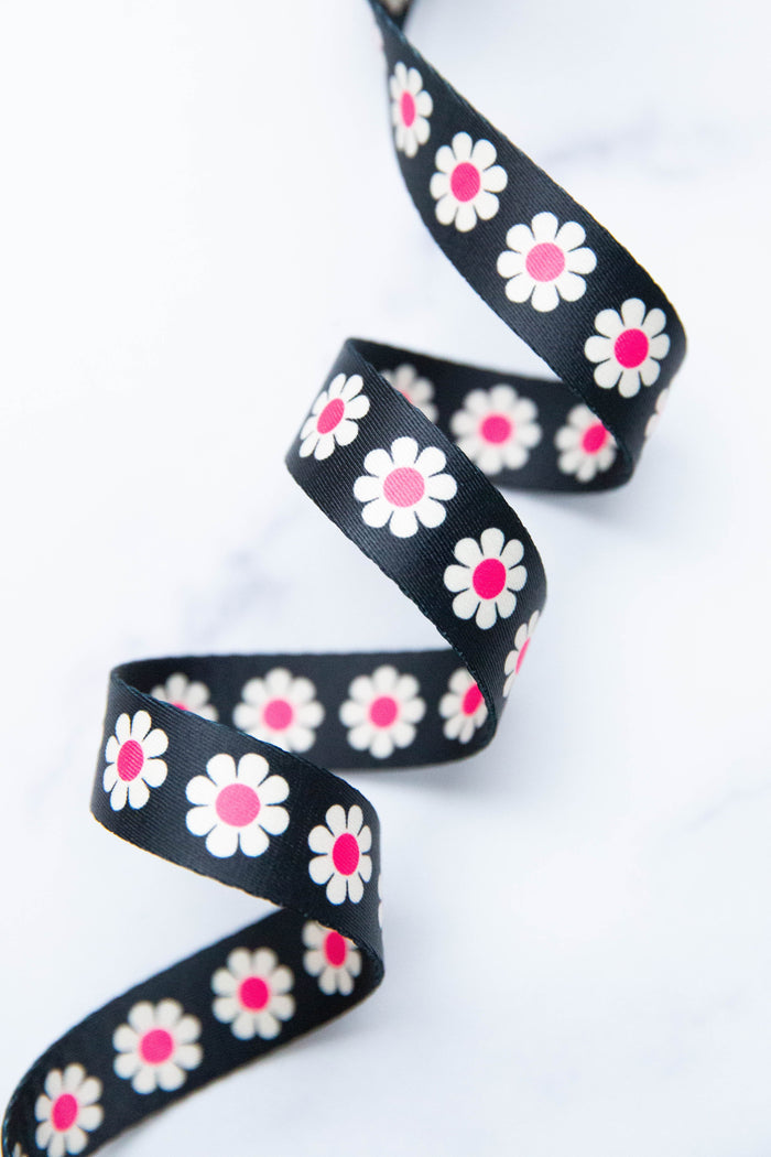 Webbing: Daisy in Hot Pink 1" wide