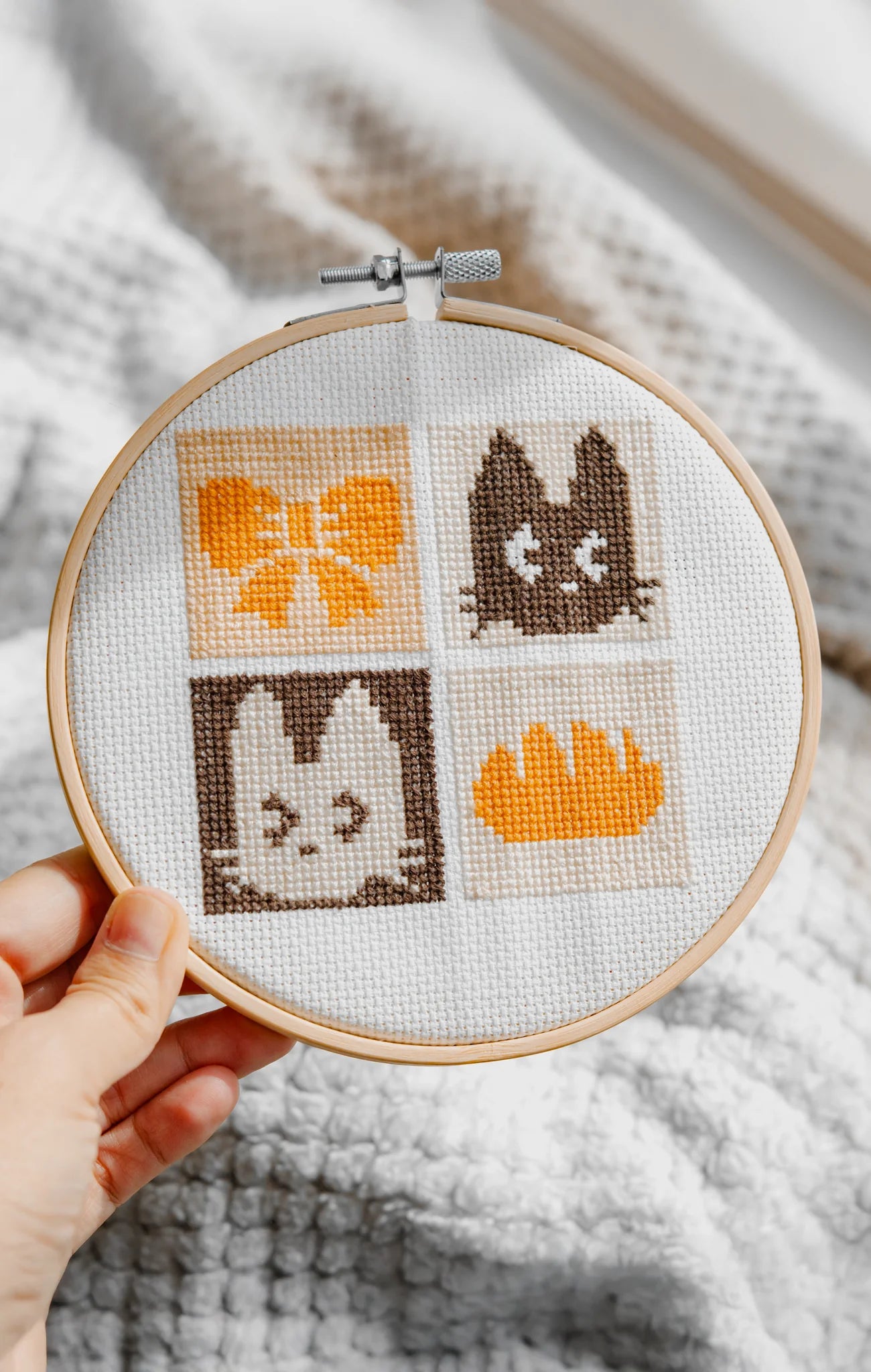 CRA/FTS // JIJI CROSS STITCH KIT