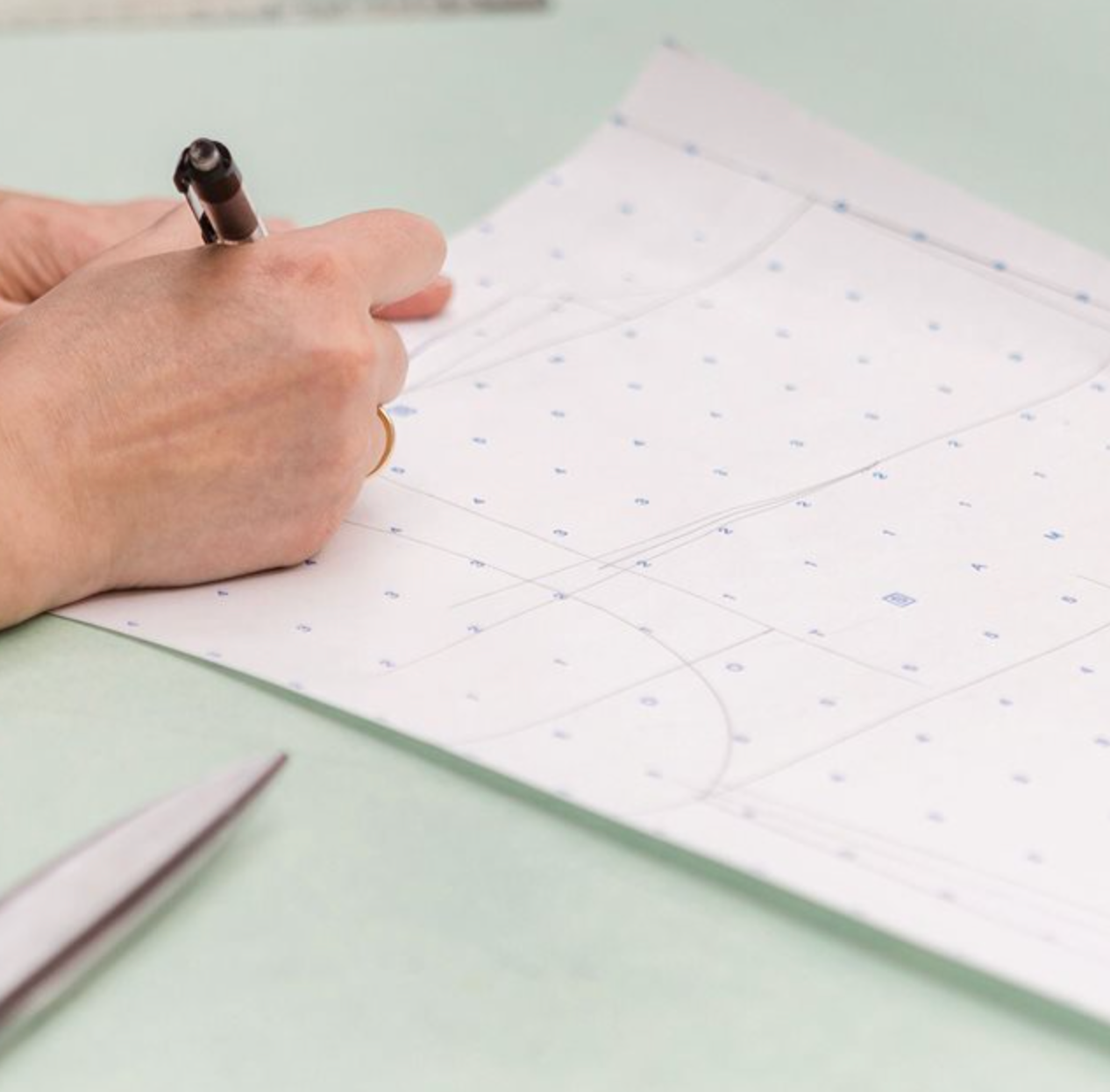 Dotted Pattern Paper 60” Width