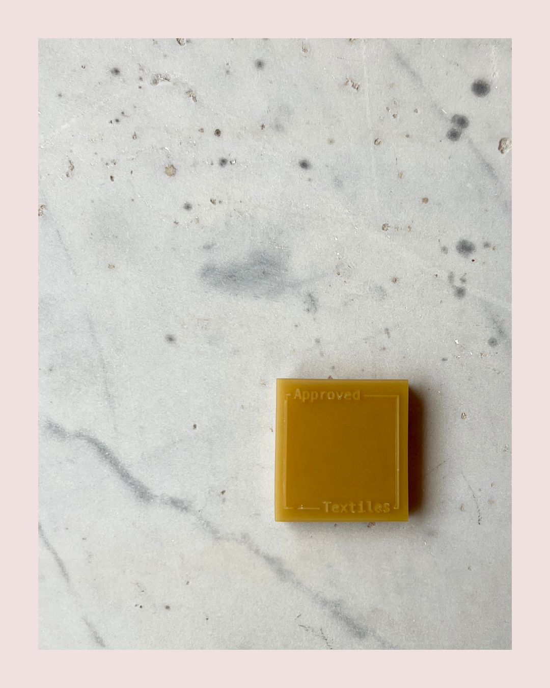 Beeswax Block (24 g)